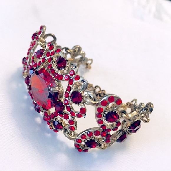 Vintage Victorian Bohemian Garnet STYLE Hinged Ruby Red Stone Bracelet - Picture 8 of 10